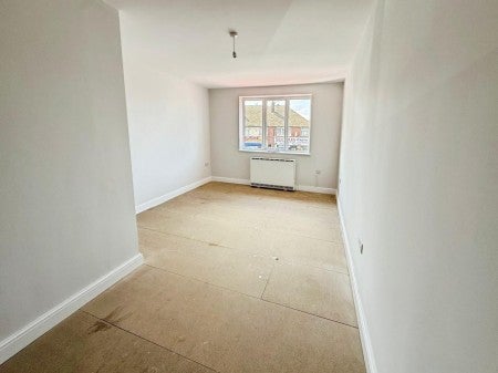 Flat Banks Court in Leigh