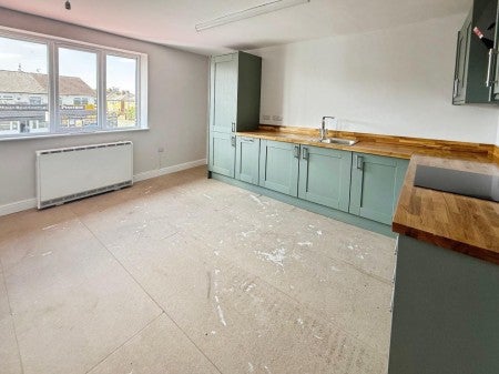 Flat Banks Court in Leigh