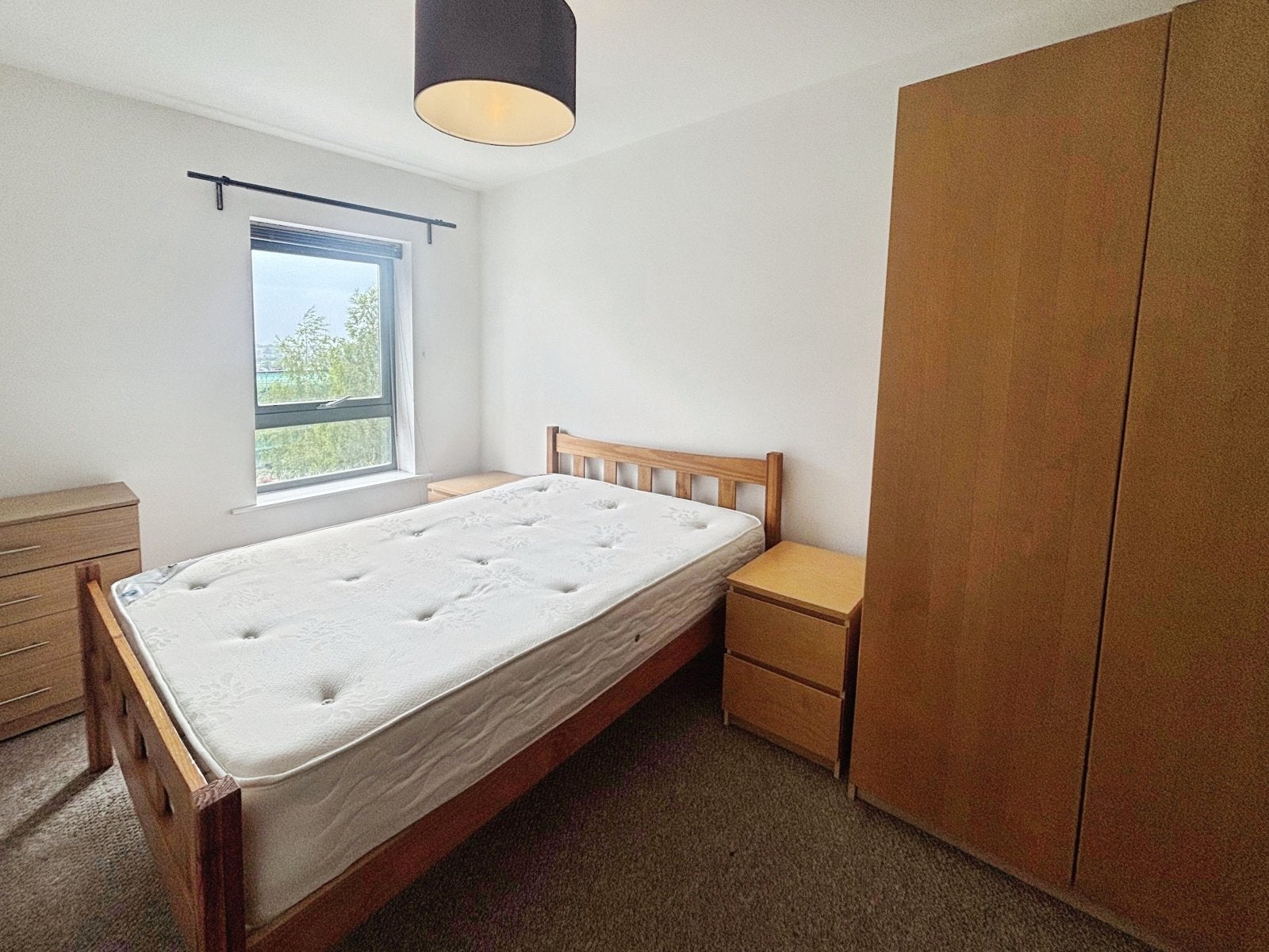 Flat Ellerby Road in Leeds