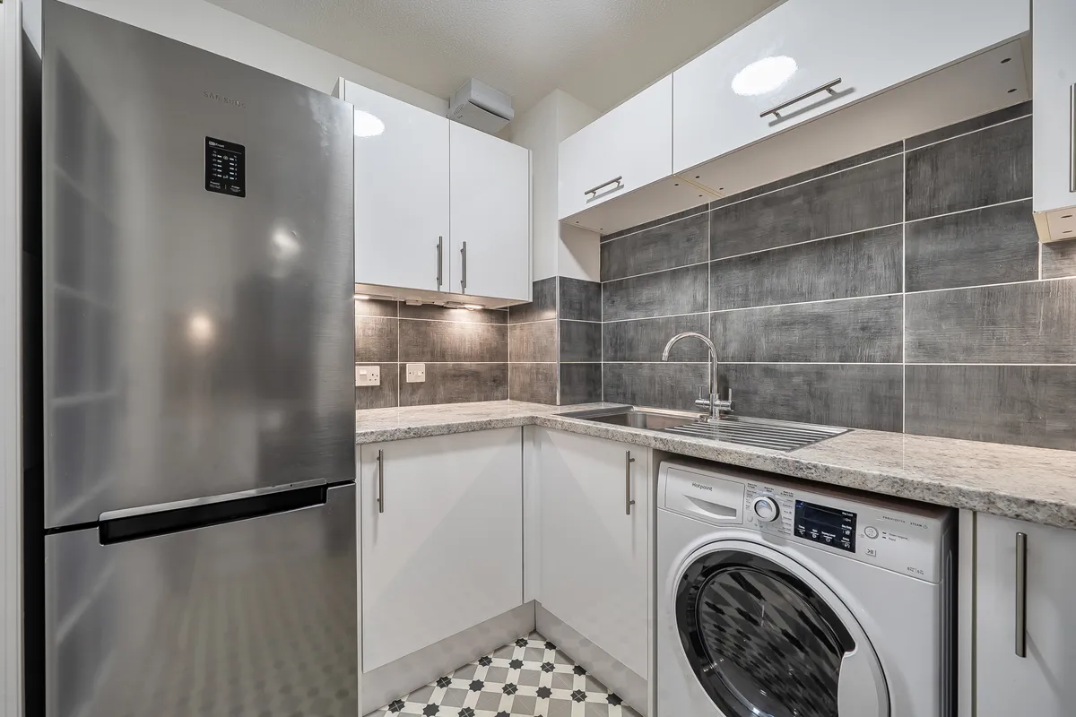 Flat Ludlow Road in Maidenhead