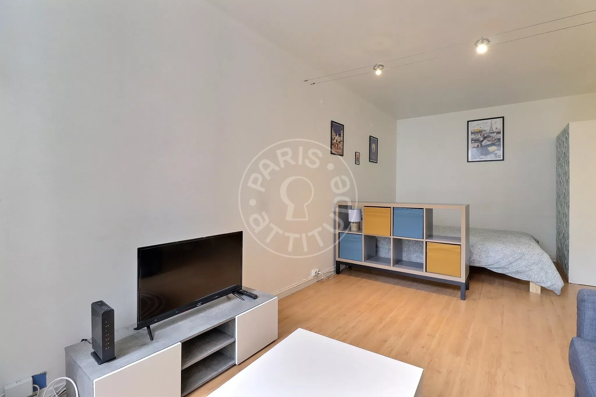 Appartement Rue de la Brèche aux Loups à Paris