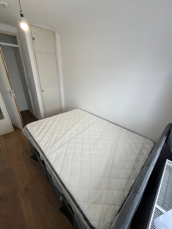 Room Radcliffe Road in Greater London