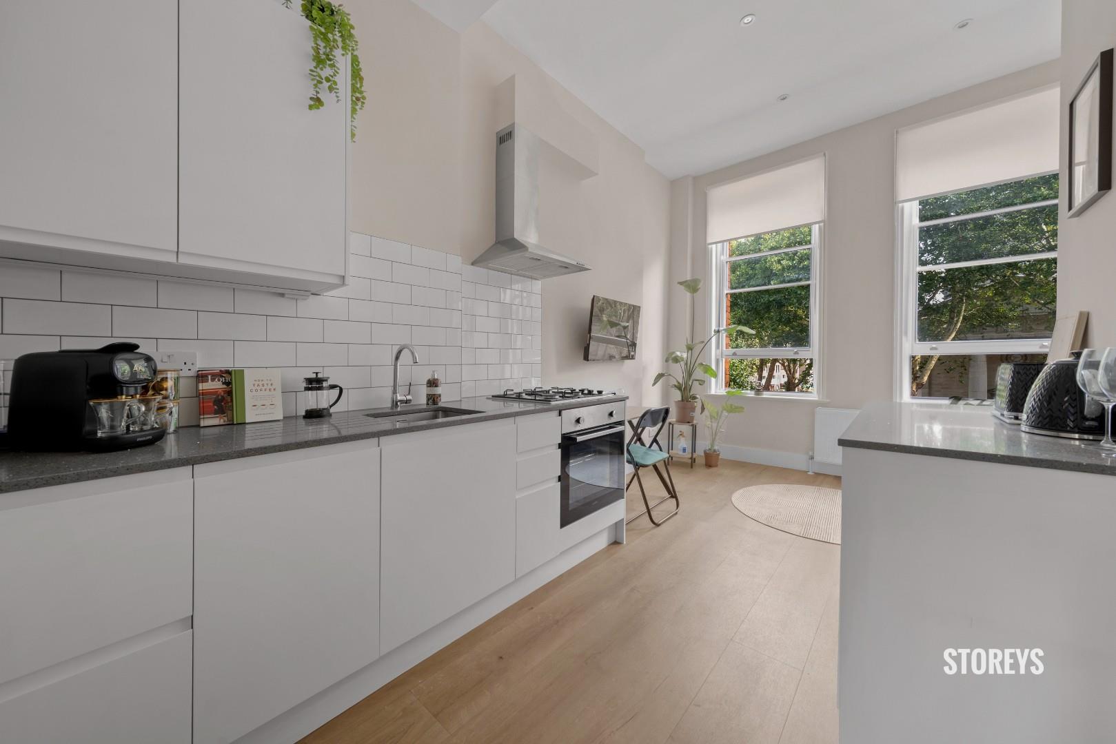 Flat Bethnal Green Road in Greater London
