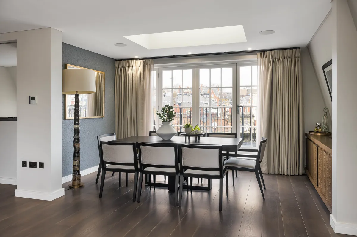 Flat Charles Street in City of Westminster