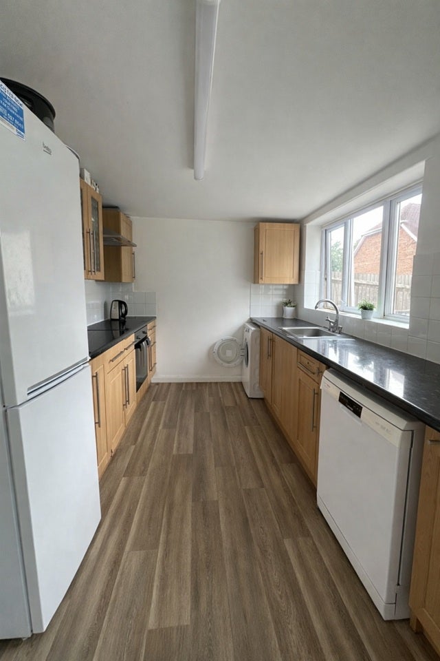 Room High Brooms Road in Tunbridge Wells