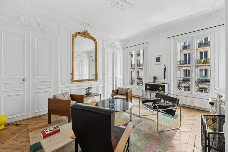Flat Rue de Vienne in Paris