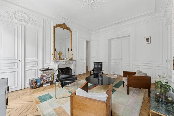 Flat Rue de Vienne in Paris