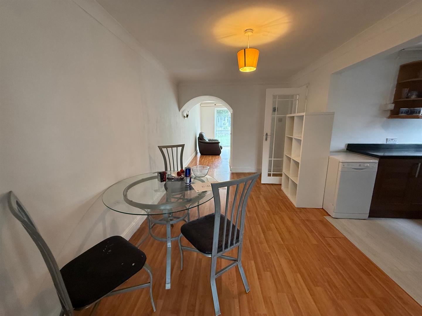 House Dorchester Avenue in Greater London
