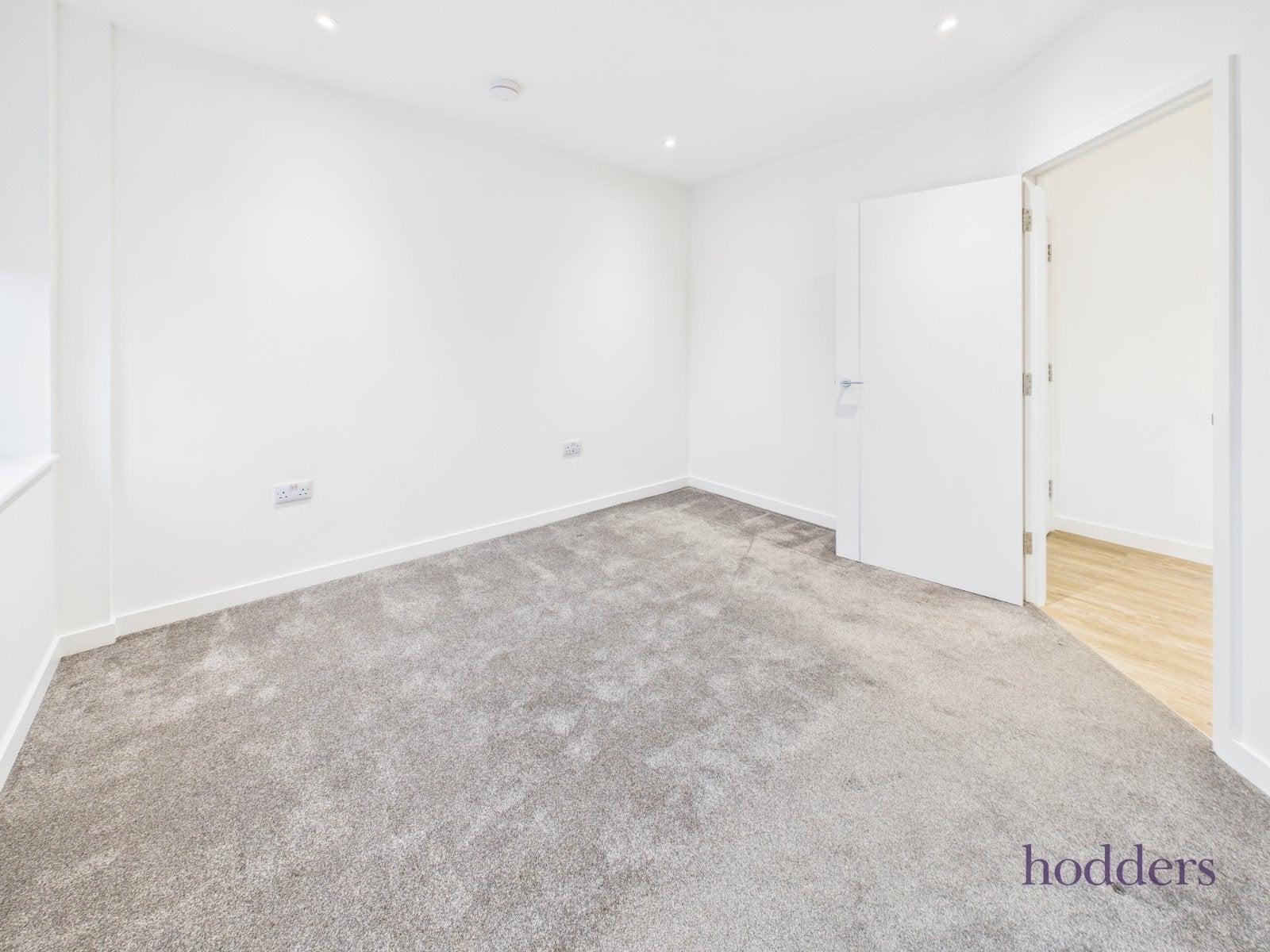 Flat London Road in Borough of Spelthorne