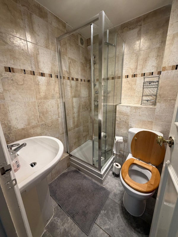 Room Meldon Close in Greater London