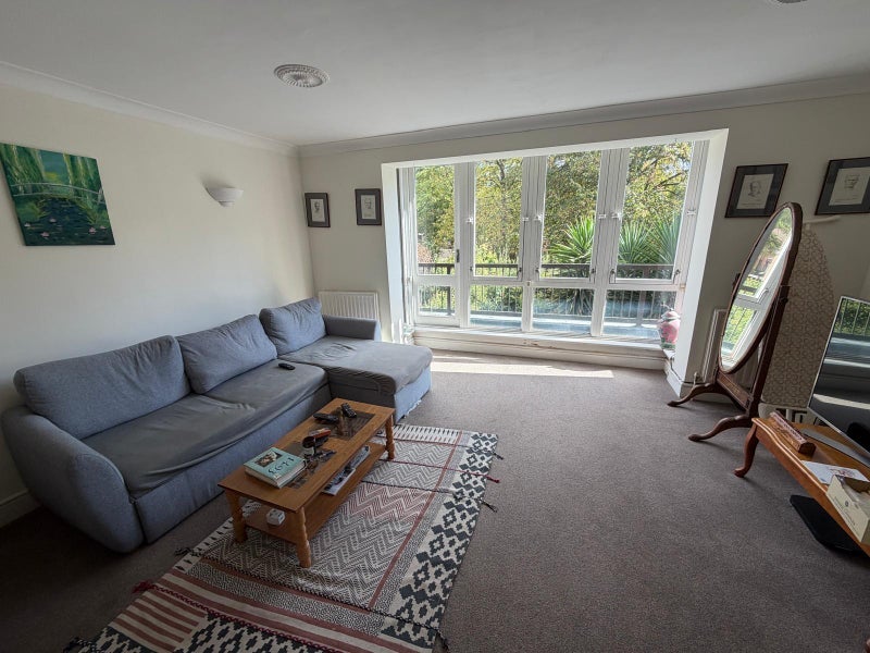 Room Meldon Close in Greater London