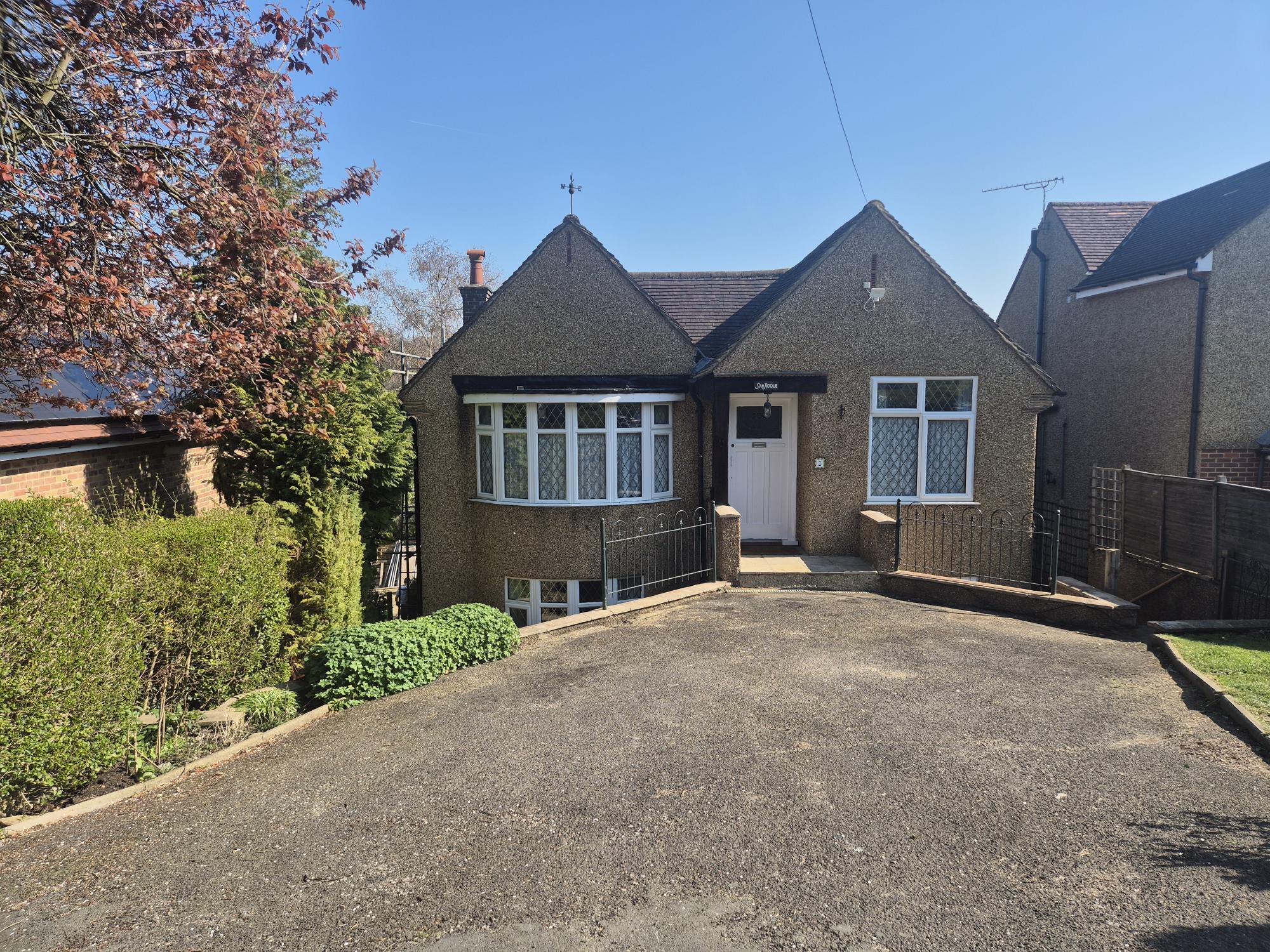 House Riddlesdown Avenue in Greater London