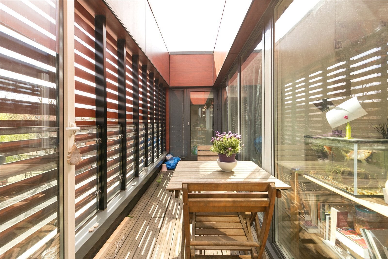 Flat Tiltman Place in Greater London
