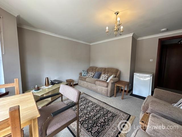 Flat Holburn Street in Aberdeen City
