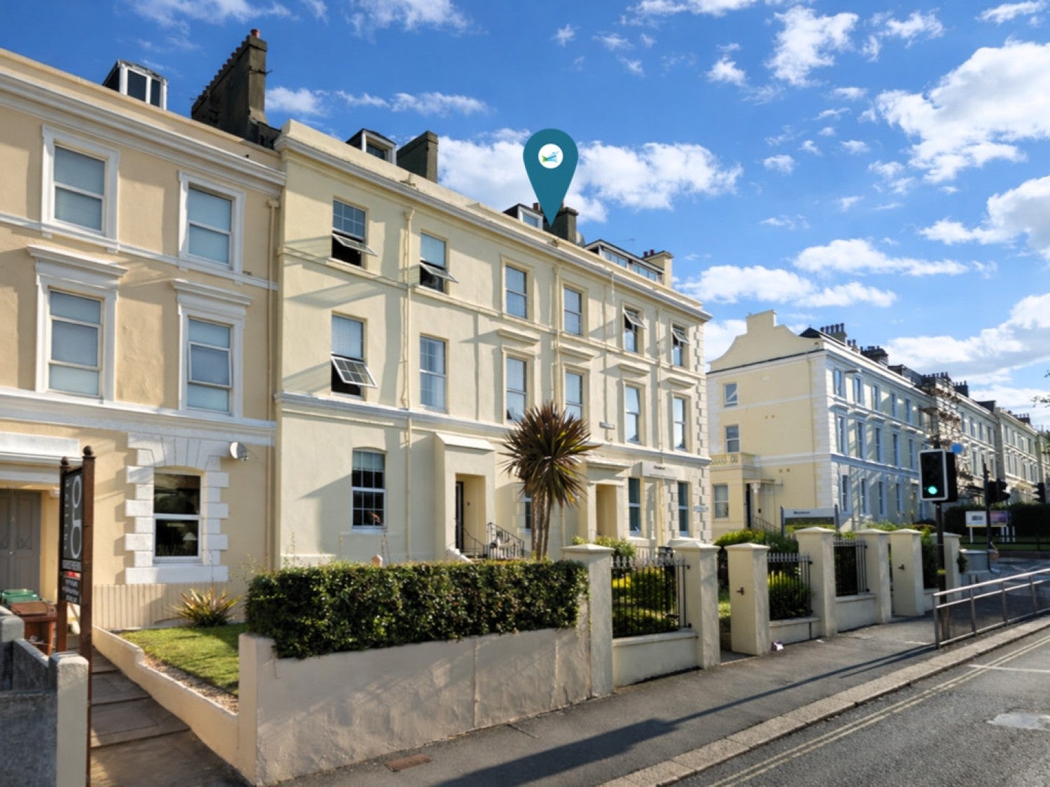 Room North Road East in Plymouth