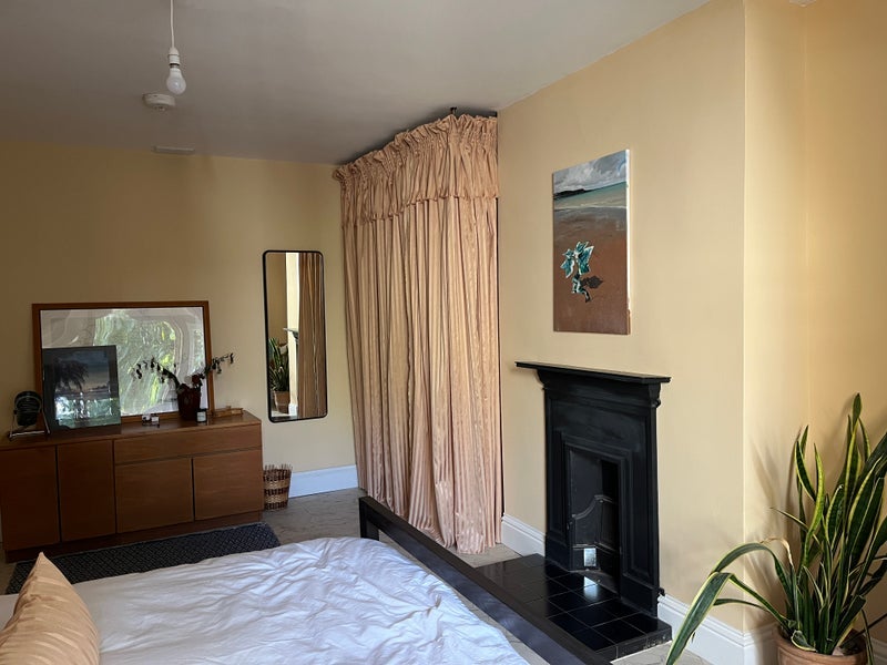 Room Upton Lane in Greater London