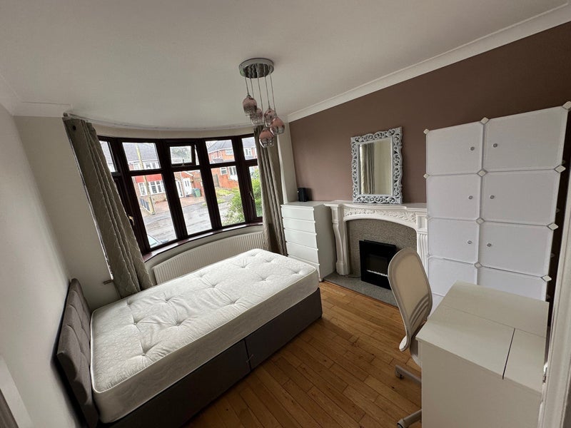 Room Apsley Road in Sandwell
