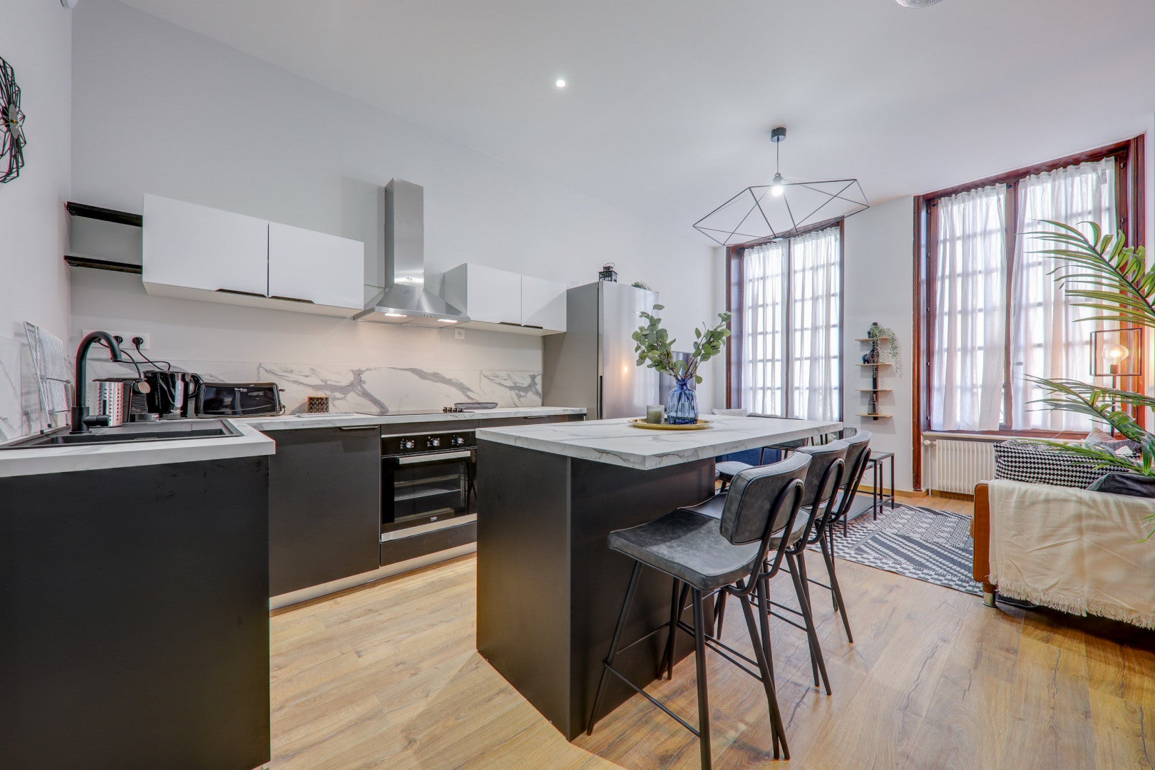 Flat Rue Pierre Larousse in Villeurbanne
