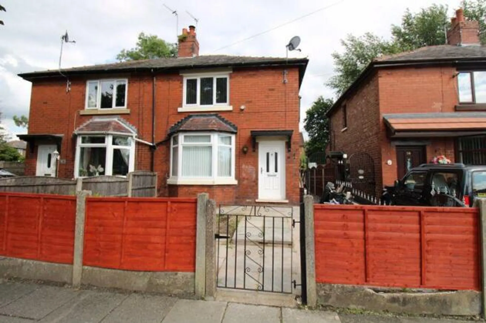 House Alt Grove in Tameside
