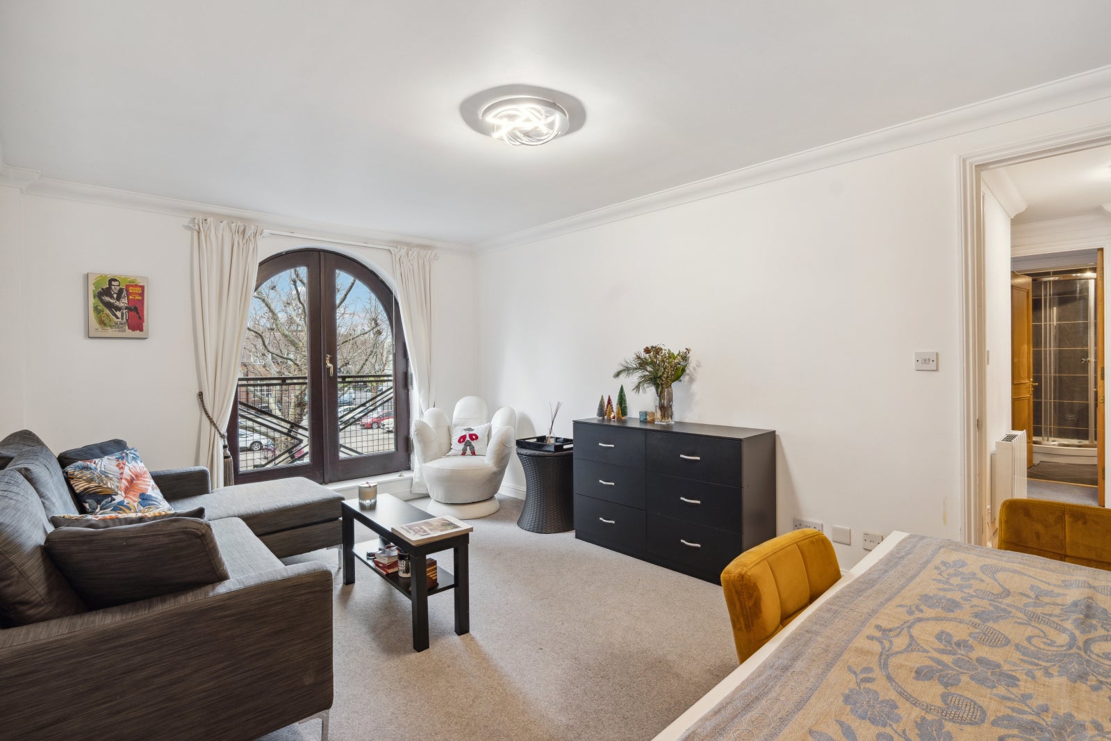 Flat Regency Street in City of Westminster