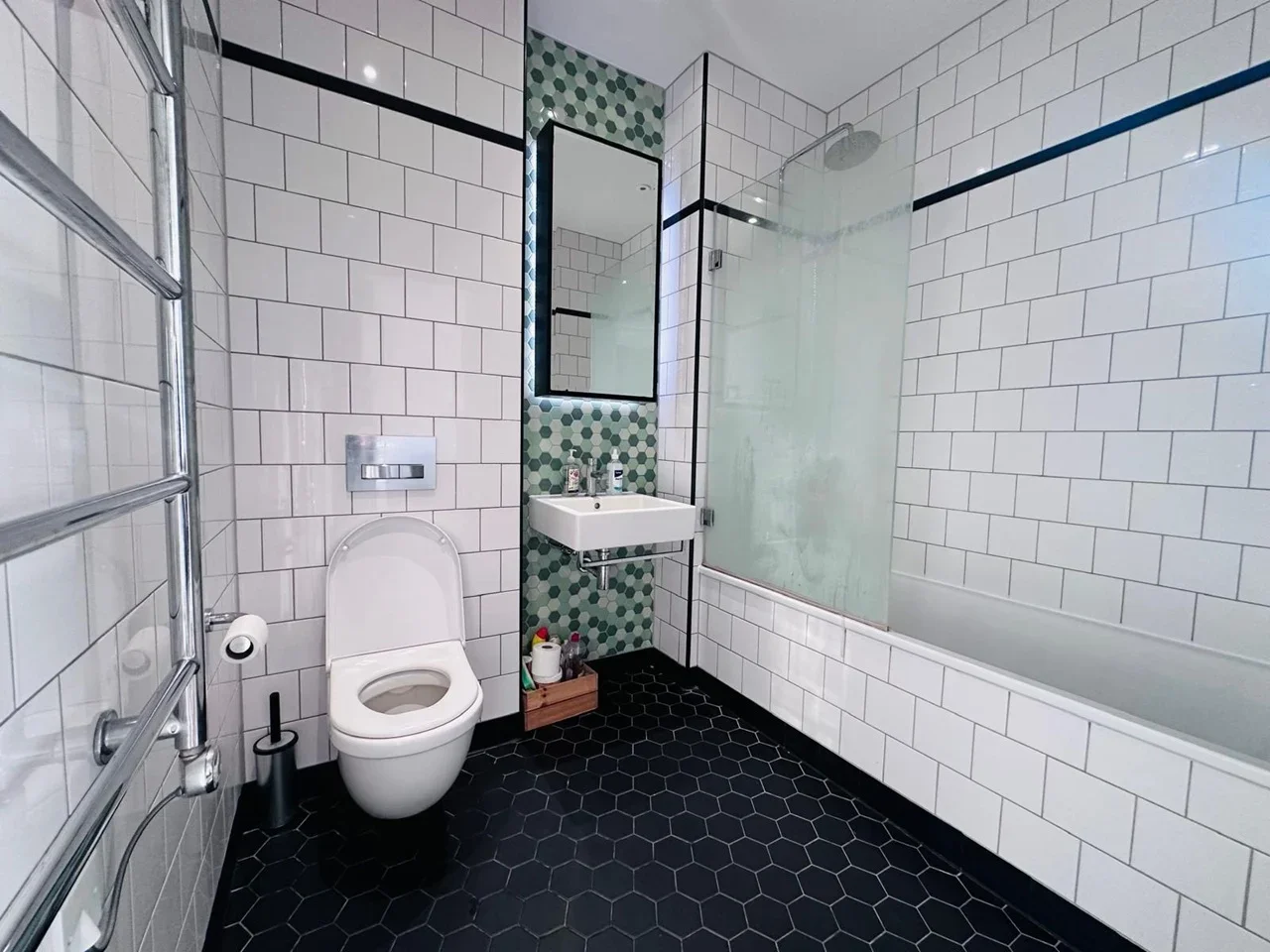 Flat Lyell Street in Greater London