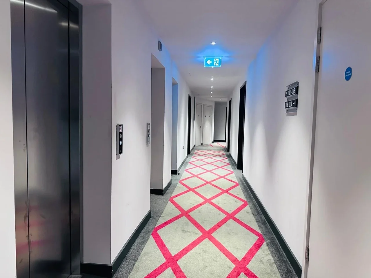 Flat Lyell Street in Greater London