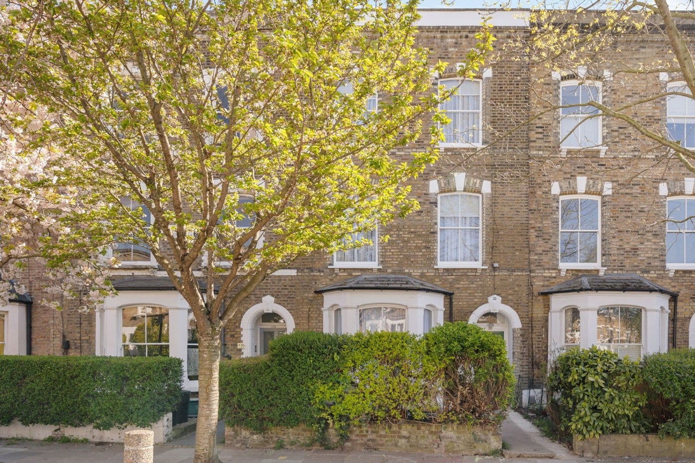 Flat Riversdale Road in Greater London