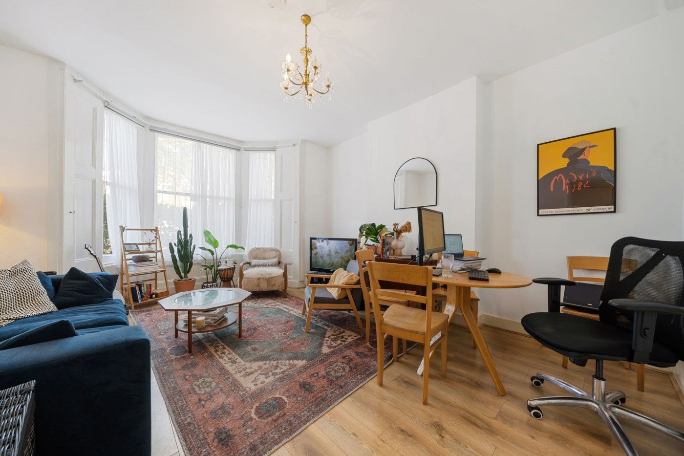 Flat Riversdale Road in Greater London