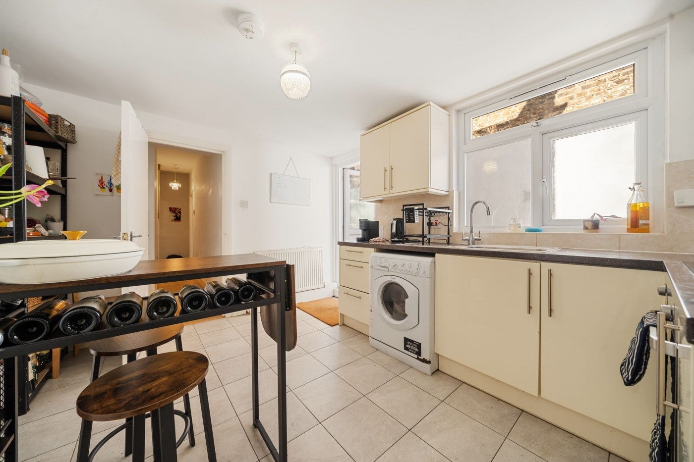 Flat Riversdale Road in Greater London