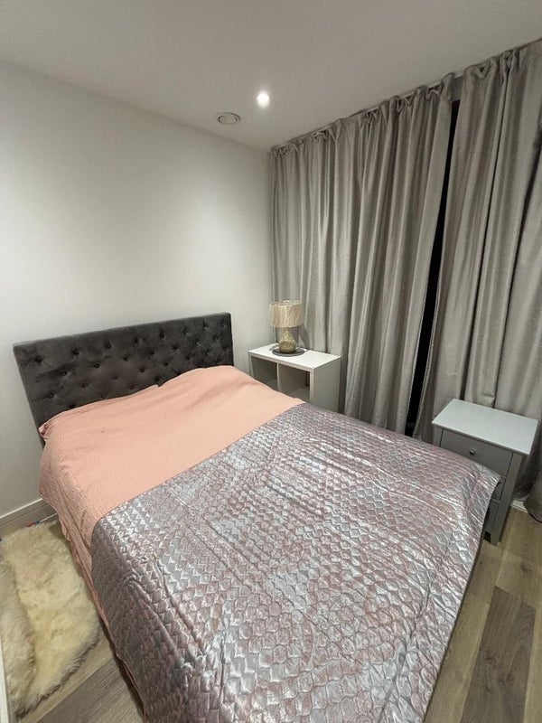 Room Grange Walk in Greater London