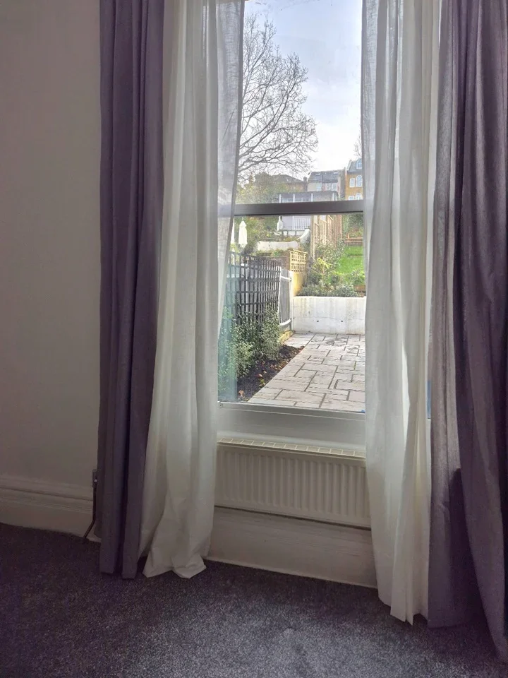 Flat Herbert Road in Greater London