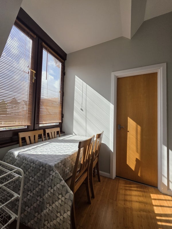Flat Cyncoed Road in Cardiff