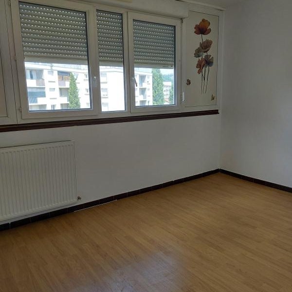 Appartement Avenue Émile Romanet à Les Roches-de-Condrieu