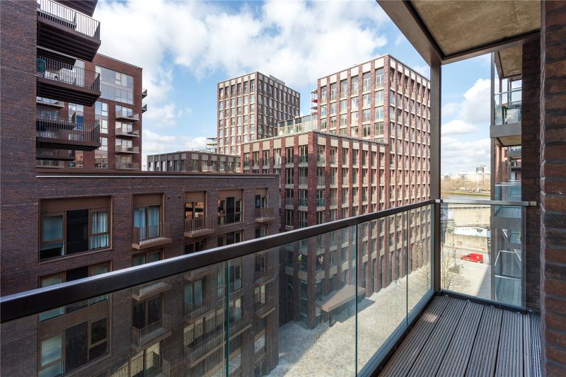Flat New Union Square in Greater London