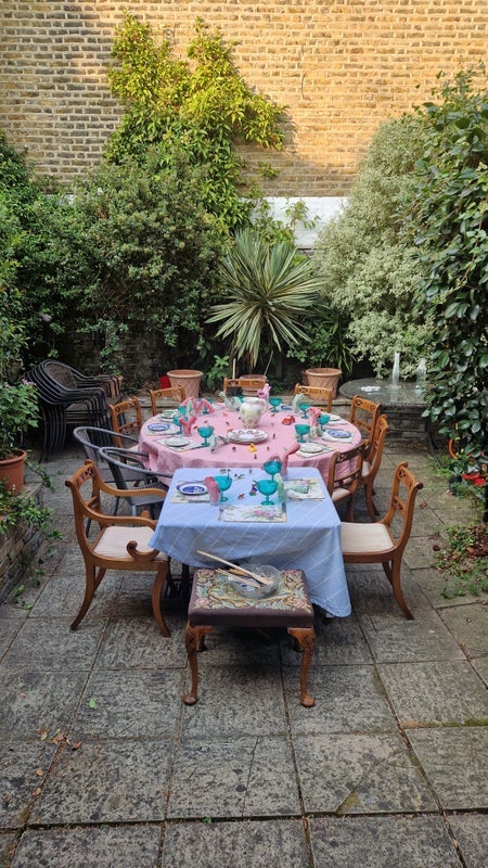 Room Epple Road in Greater London