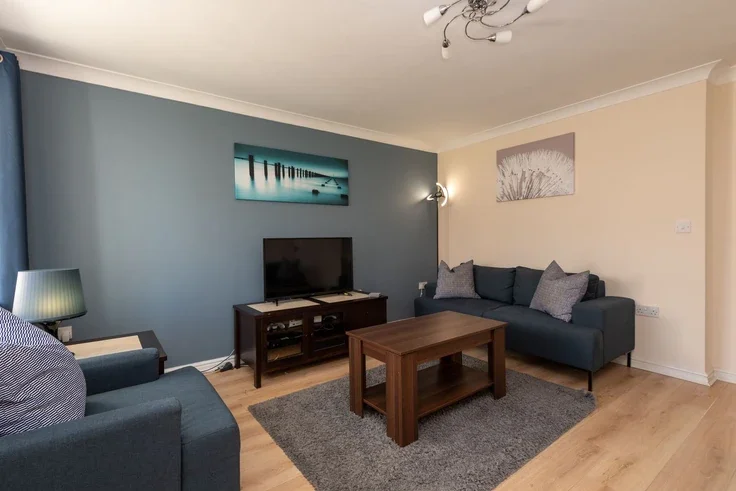 Flat Hillbrook Crescent in Ingleby Barwick