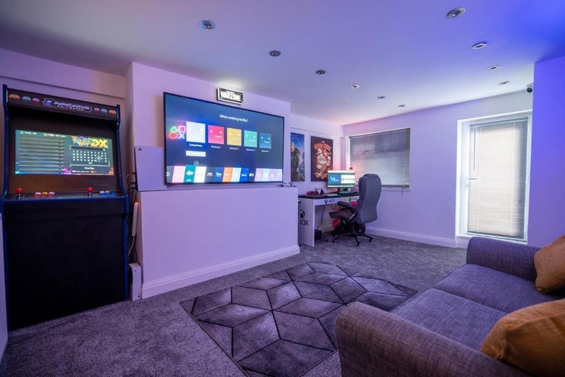 Room Cliff Court in Bispham