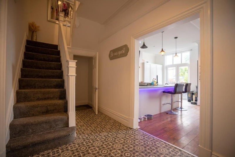 Room Cliff Court in Bispham