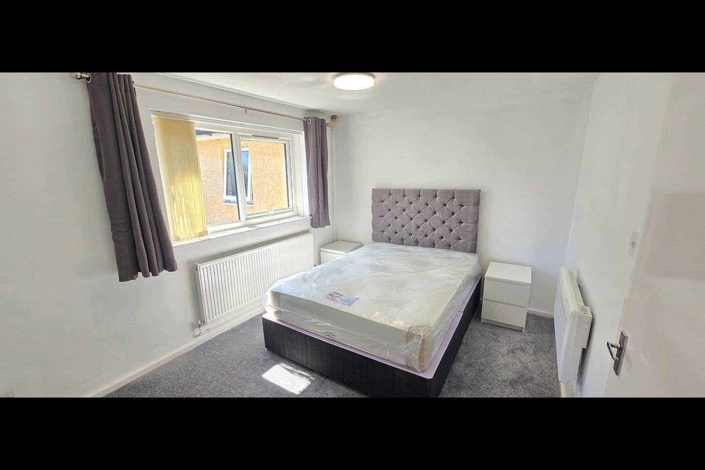 Flat Carlton Place in Leeds