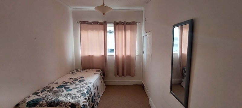 Room Nidsdale Avenue in Newcastle upon Tyne