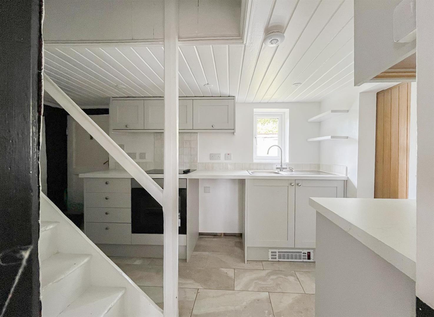 House Workhouse Lane in Rother