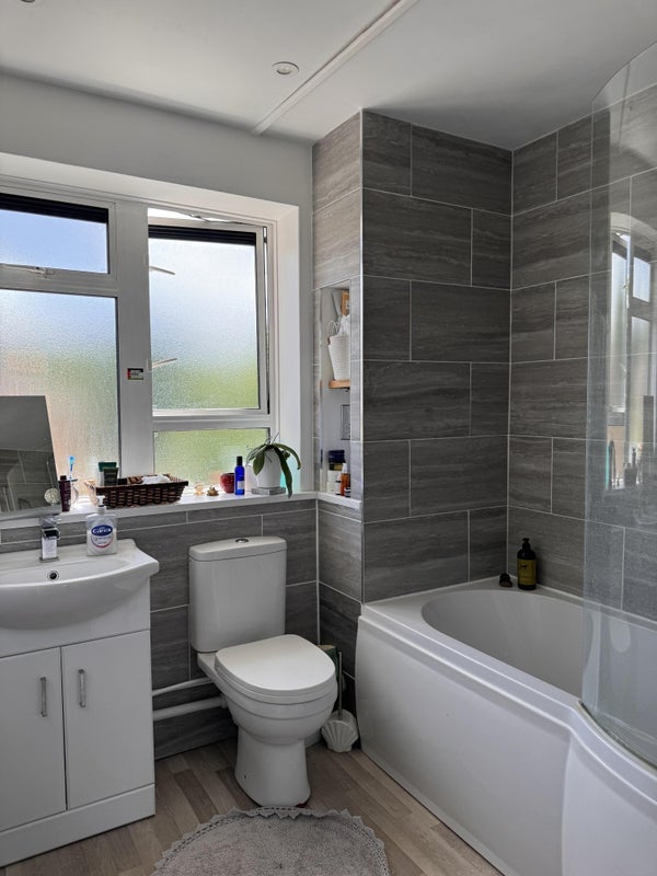 Room Lyall Avenue in Greater London