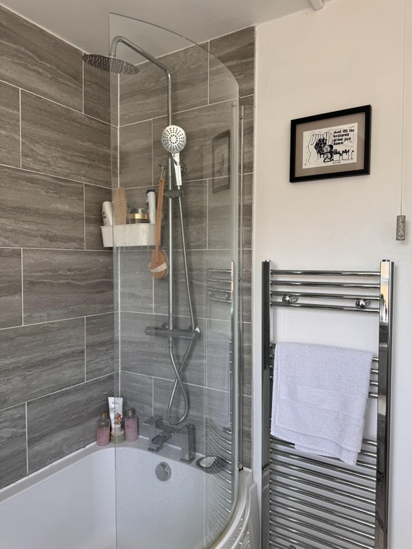 Room Lyall Avenue in Greater London