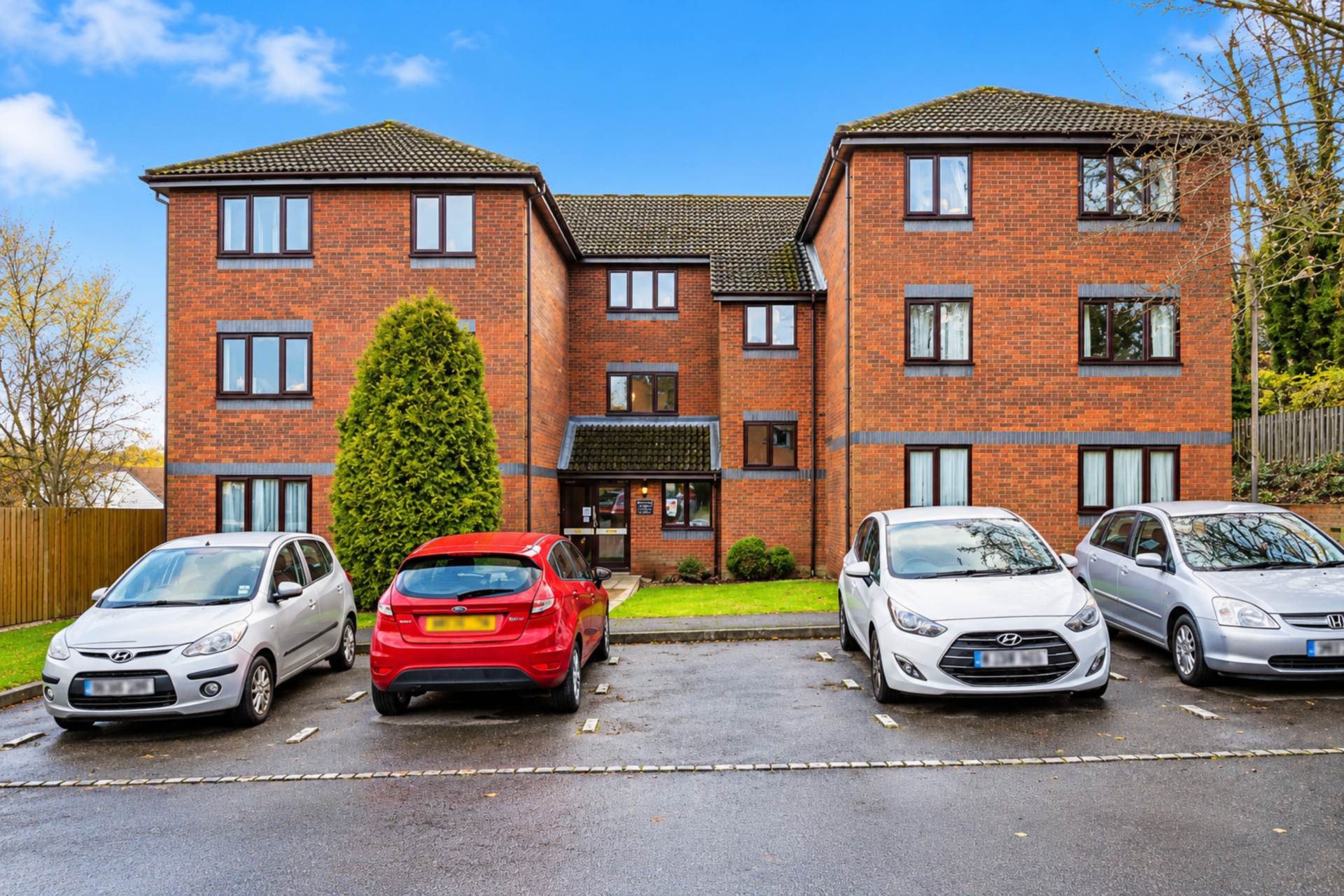 Flat Rutland Street in High Wycombe