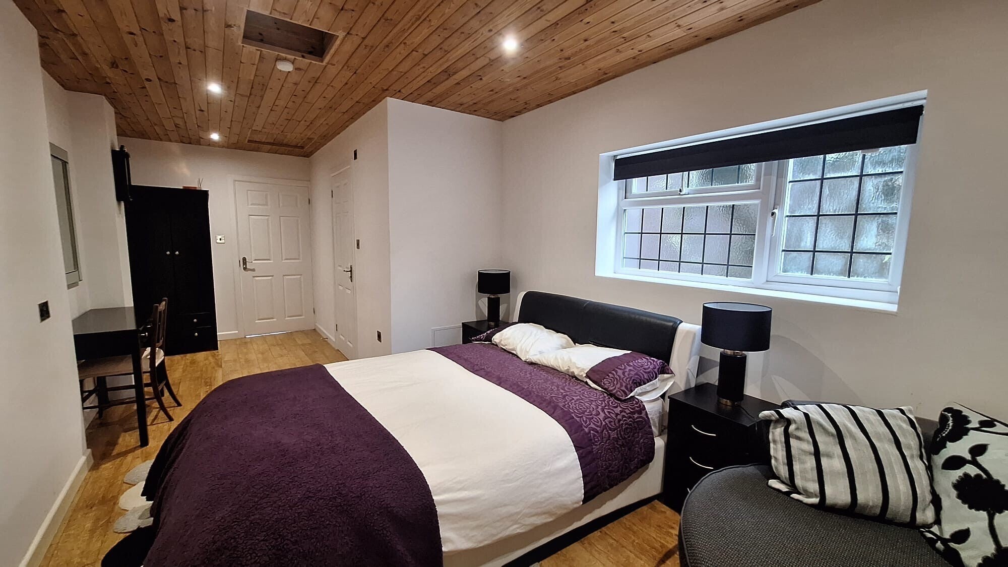 Room Huntly Road in Bournemouth