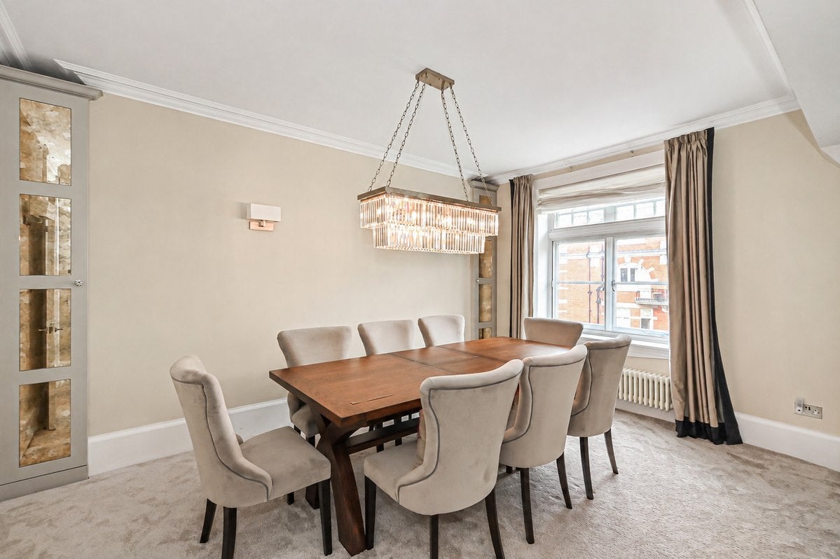 Flat Abingdon Villas in Greater London