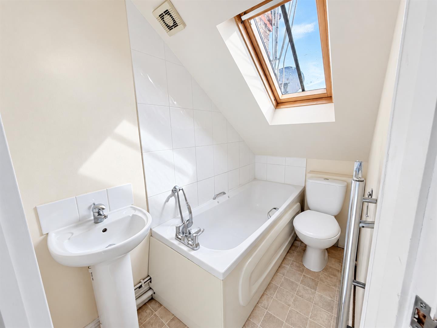 Flat Central Parade in Herne Bay