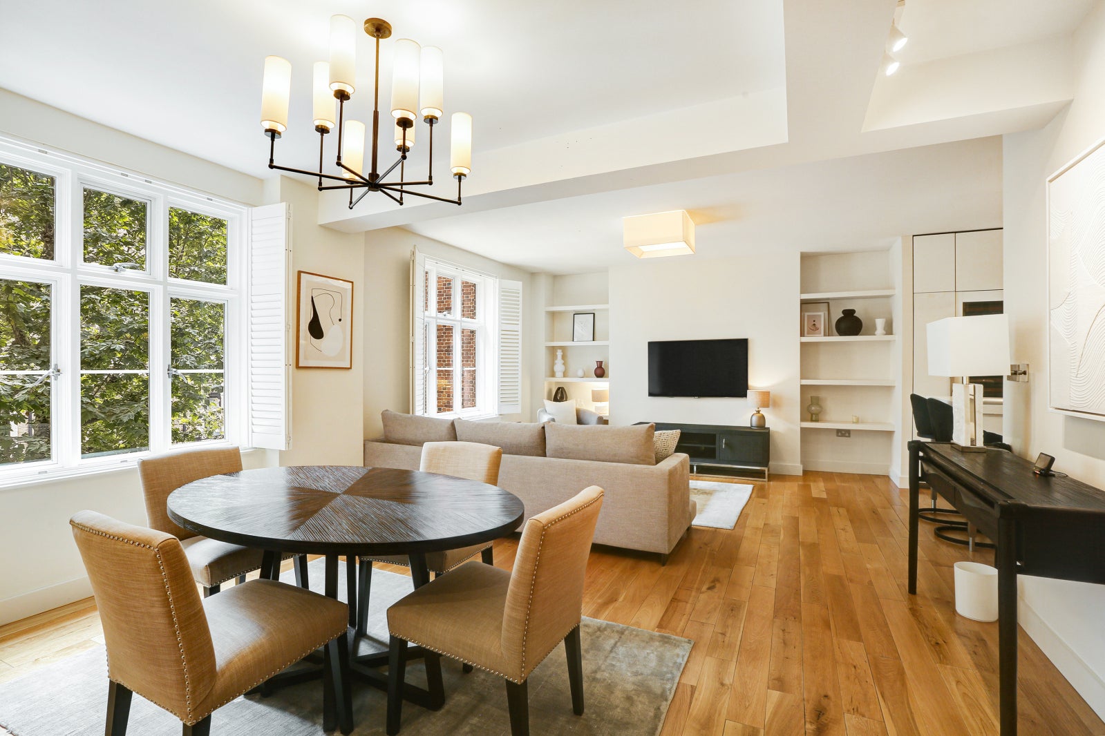 Flat Chesterfield Gardens in City of Westminster