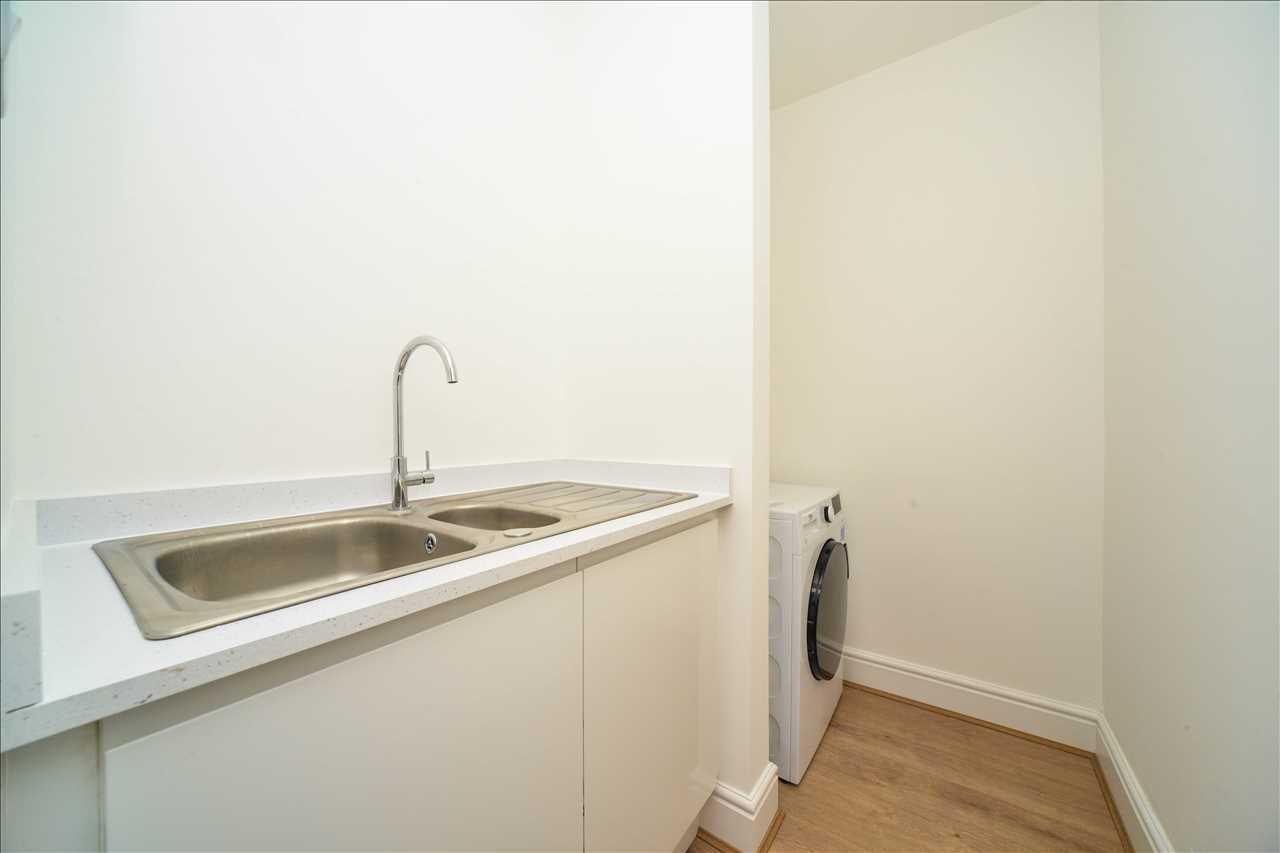 Flat Lee Park in Greater London
