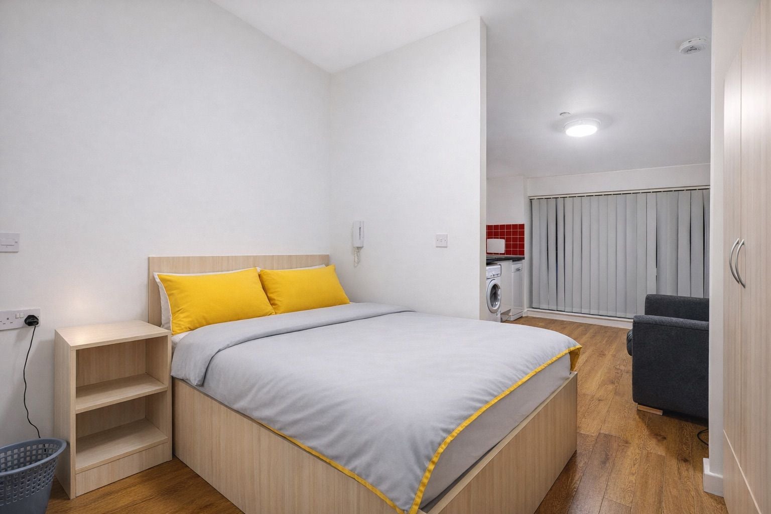 Flat Sturry Road in Canterbury